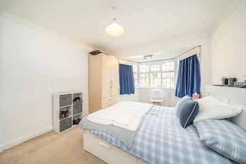 25 Dickerage Road, Kingston Upon Thames, KT1 3SR
