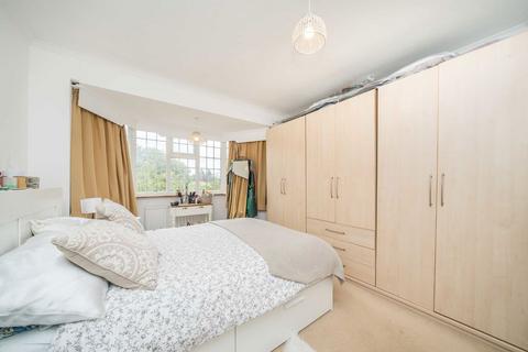 undefined, Dickerage Road, Kingston Upon Thames KT1