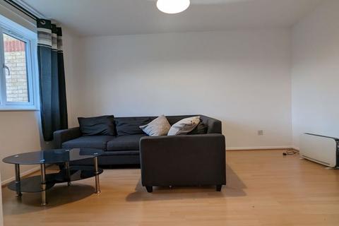 undefined, Redford Close, LOWER FELTHAM, TW13