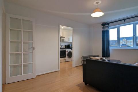 undefined, Redford Close, LOWER FELTHAM, TW13