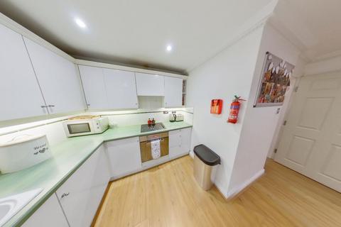 undefined, *£145pppw excluding bills* Cavendish Road East, The Park Estate