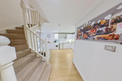 undefined, *£145pppw excluding bills* Cavendish Road East, The Park Estate