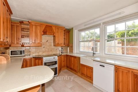 4 bedroom character property for sale, High Street, Fordwich, Canterbury, Kent