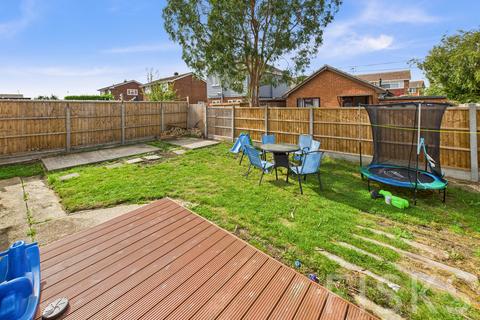 undefined, Henson Avenue, Canvey Island, SS8