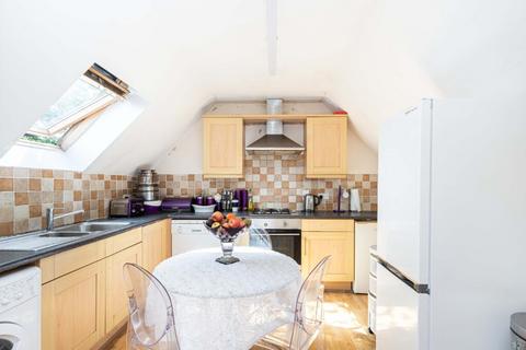 3 bedroom flat for sale, Baxter Court, 58 Alton Road, Bournemouth, BH10