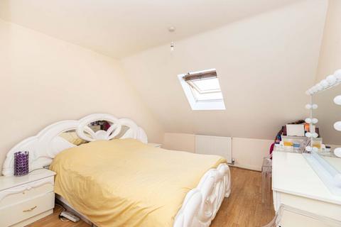 3 bedroom flat for sale, Baxter Court, 58 Alton Road, Bournemouth, BH10