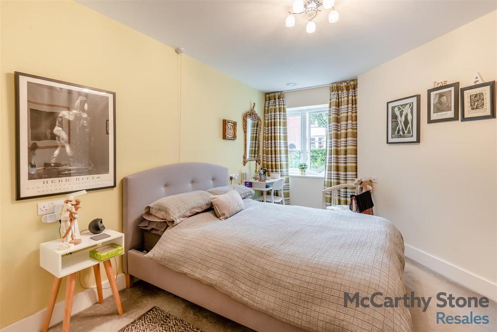 8662478-interior01.jpg