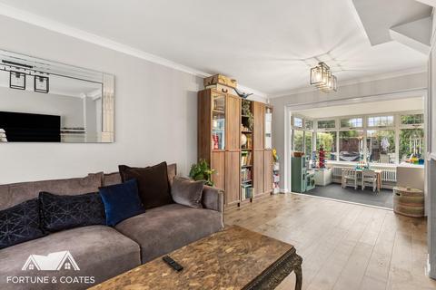undefined, Temple Mead, Roydon, Harlow