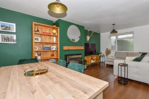 undefined, Amsbury Road, Maidstone ME17