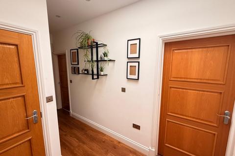 2 bedroom apartment to rent, Roe Green Lane, Hatfield, AL10