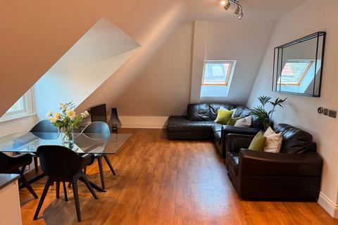 2 bedroom apartment to rent, Roe Green Lane, Hatfield, AL10