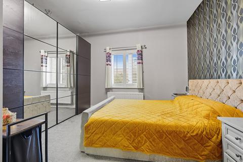 undefined, Reservoir Way, Hainault, IG6