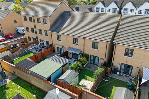 undefined, Reservoir Way, Hainault, IG6