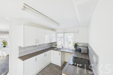 undefined, Kings, Canvey Island, SS8