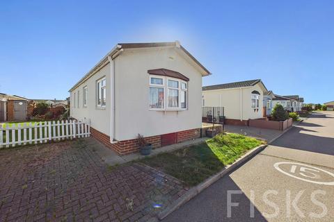 Kings, Canvey Island, SS8