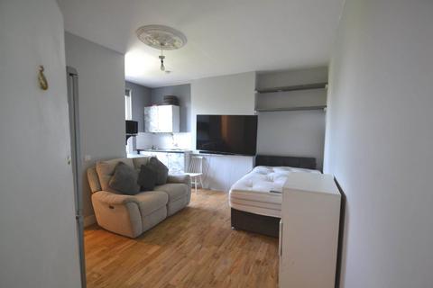 undefined, Sutton Court, Chiswick