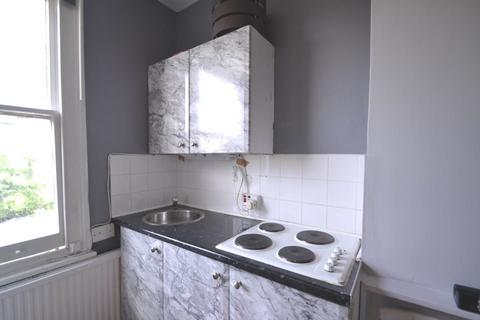 undefined, Sutton Court, Chiswick