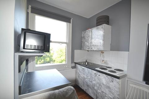 undefined, Sutton Court, Chiswick