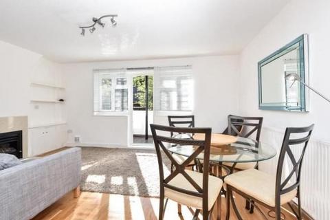 3 bedroom flat to rent, Summersby Road, Highgate