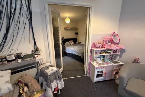 undefined, Bader Gardens, Slough, Berkshire, SL1