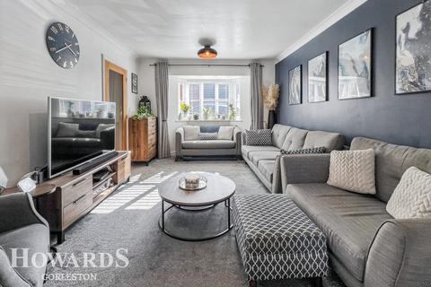 undefined, Banting Close, Gorleston