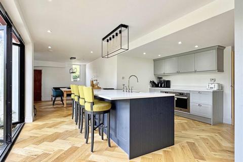 5 bedroom detached house for sale, High Garrett, Braintree