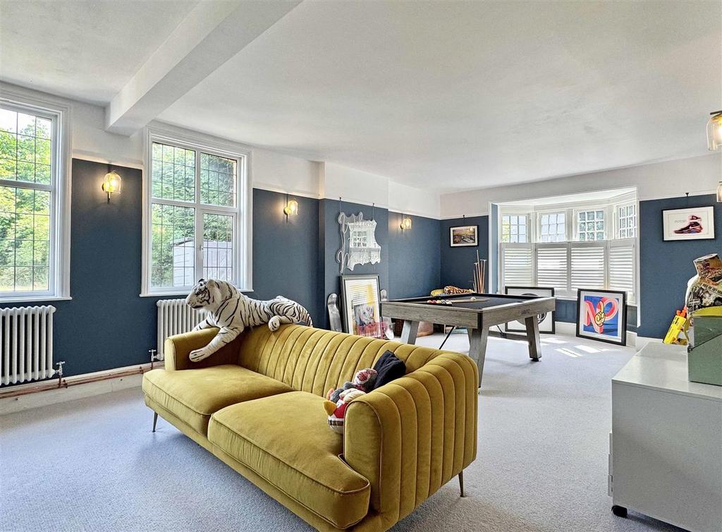 Family Room.jpg