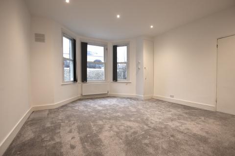1 bedroom flat to rent, Warminster Road, London, SE25