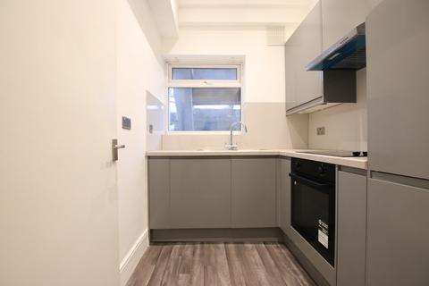 1 bedroom flat to rent, Warminster Road, London, SE25