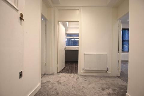 1 bedroom flat to rent, Warminster Road, London, SE25