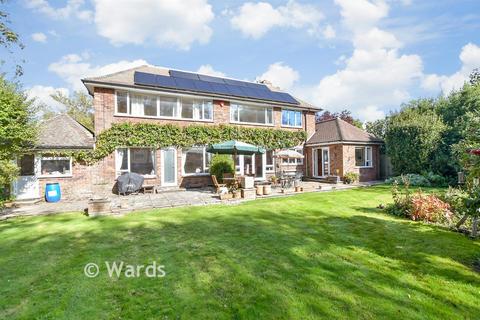 4 bedroom detached house for sale, St. Andrew's Road, Littlestone TN28
