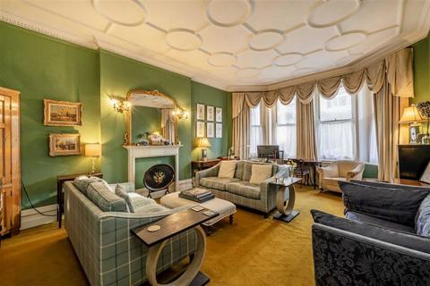 3 bedroom flat for sale, Carlisle Place, London SW1P