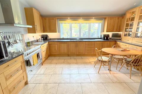 undefined, The Meadway, Cuffley