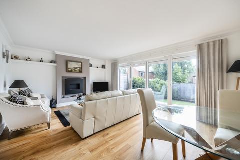 undefined, Robin Way, Wormley, Godalming, GU8