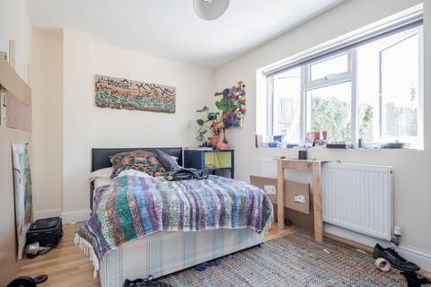 2 bedroom terraced house for sale, Cheltenham Road, London SE15