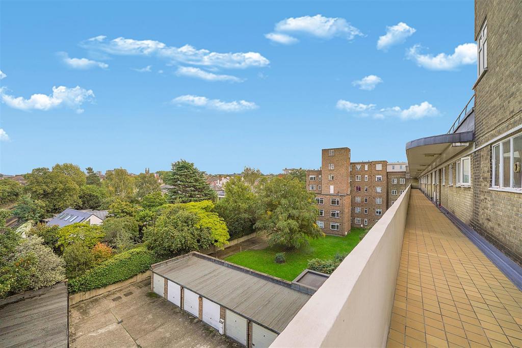 Ormonde Court