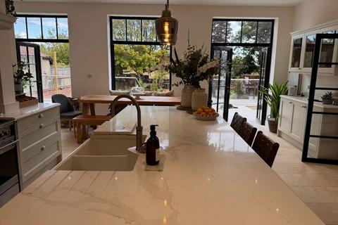 undefined, Hesketh Road, Southport PR9