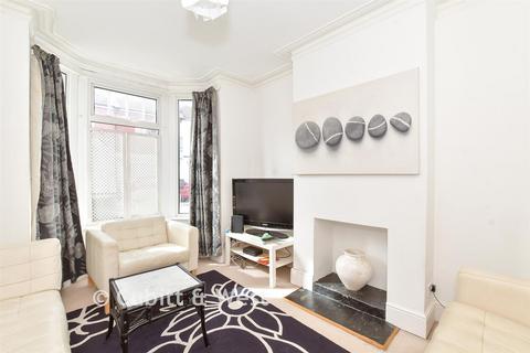 3 bedroom terraced house for sale, Pretoria Road, Southsea, Hampshire