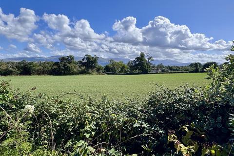 undefined, Garth Wen, Llanfaes, Beaumaris