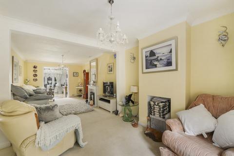 3 bedroom semi-detached house for sale, Tonbridge Road, Maidstone, Kent, ME16 8ND