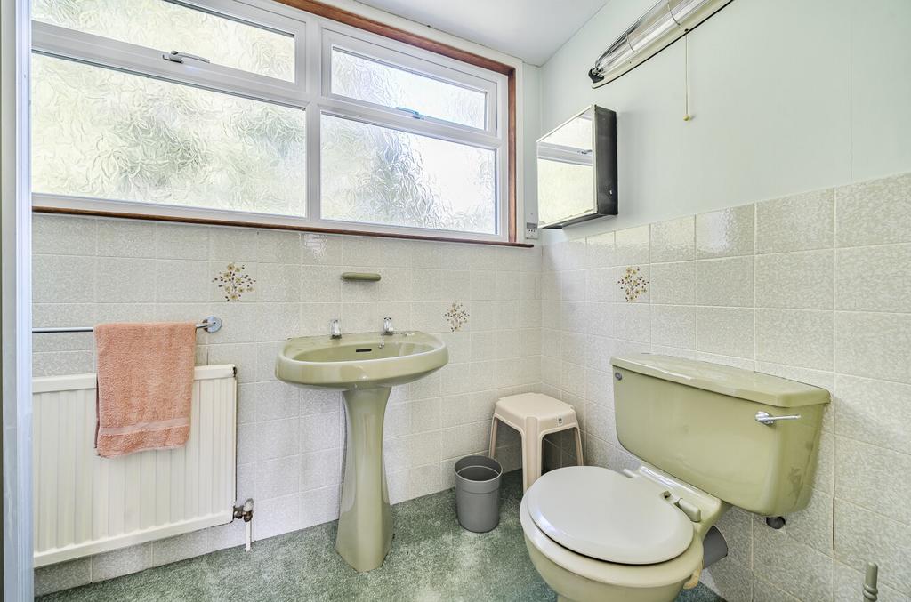 1350791-5-68c2ec9...