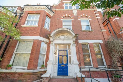 3 bedroom flat for sale, Frognal Lane, Hampstead, London, NW3