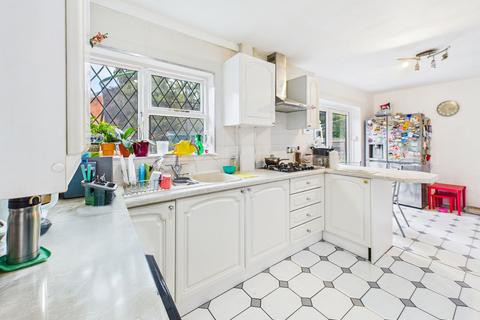109 Longshaw Drive, Worsley, Manchester, M28 0BD