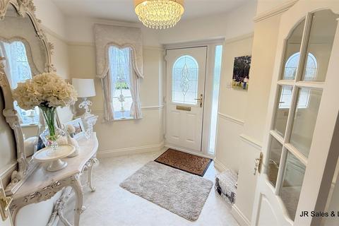 5 bedroom detached house for sale, Theobalds Park Road, Crews Hill, Enfield