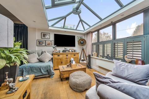 2 bedroom bungalow for sale, Wonston, Sutton Scotney, Winchester, Hampshire, SO21