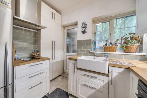 2 bedroom bungalow for sale, Wonston, Sutton Scotney, Winchester, Hampshire, SO21