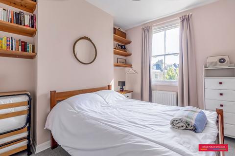 3 bedroom terraced house to rent, Herbert Street, Kentish Town, London, NW5