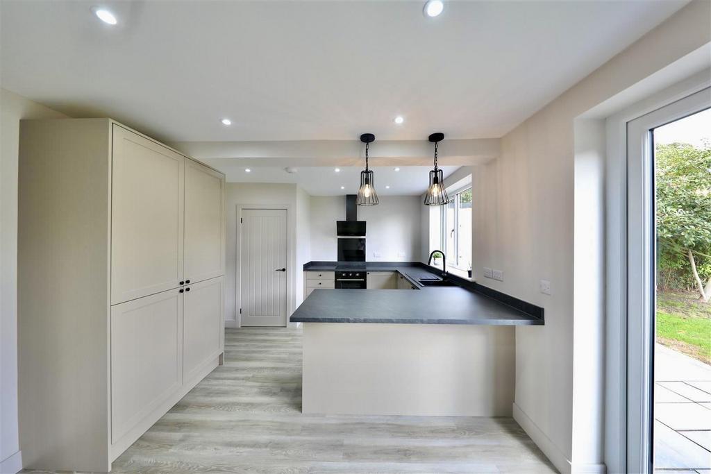Kitchen diner
