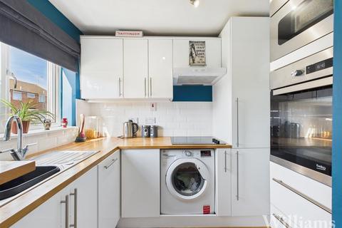 undefined, Roberts Drive, Aylesbury HP19
