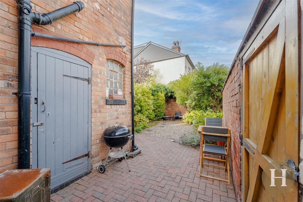 Hadleigh Estate Agents-30.jpg